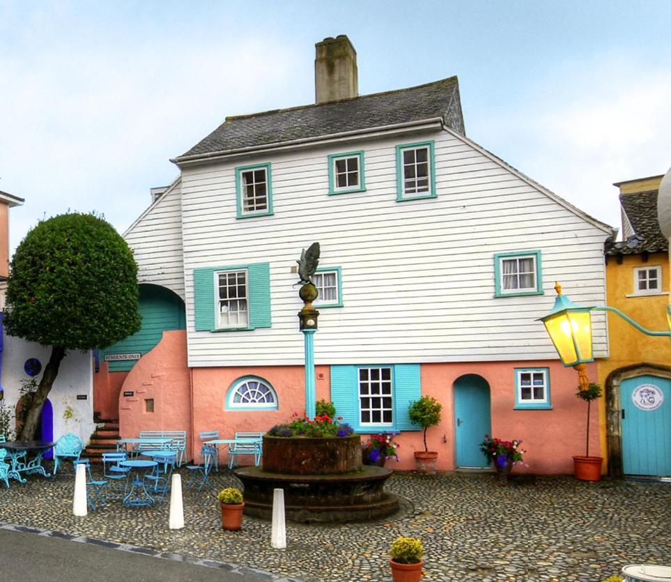Portmeirion Village & Castell Deudraeth Porthmadog Eksteriør bilde