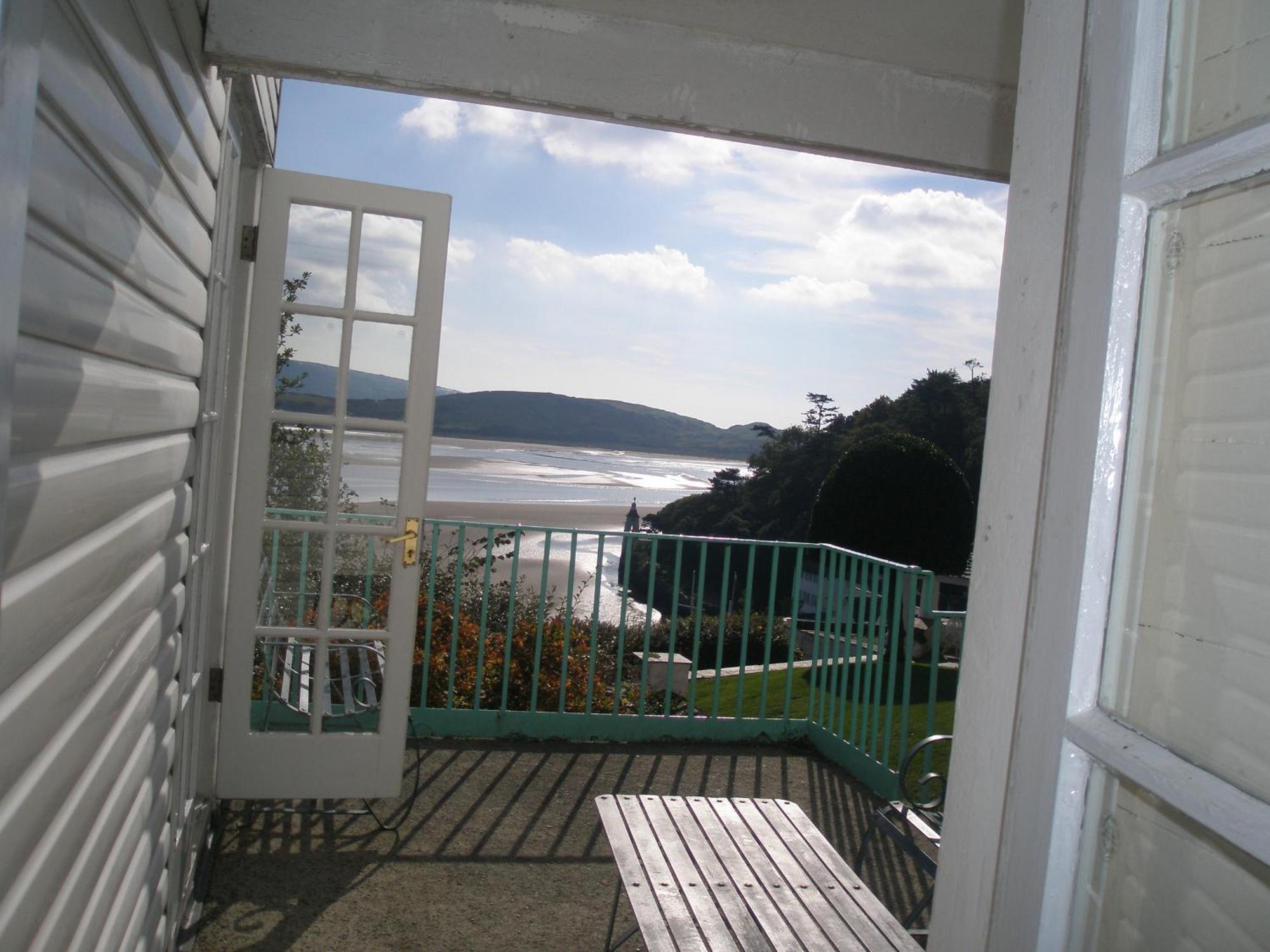 Portmeirion Village & Castell Deudraeth Porthmadog Eksteriør bilde