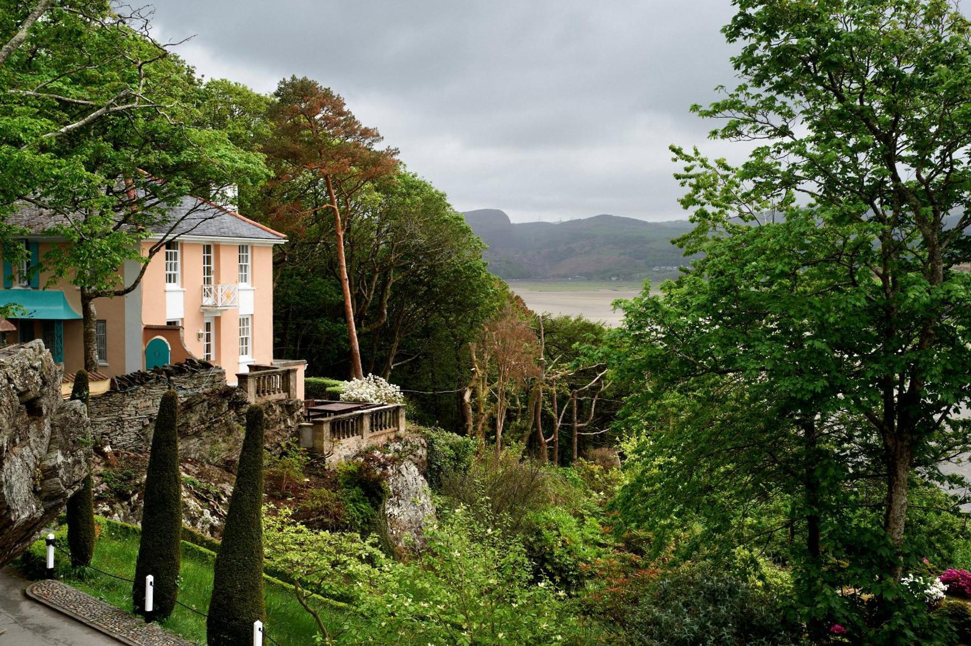 Portmeirion Village & Castell Deudraeth Porthmadog Eksteriør bilde